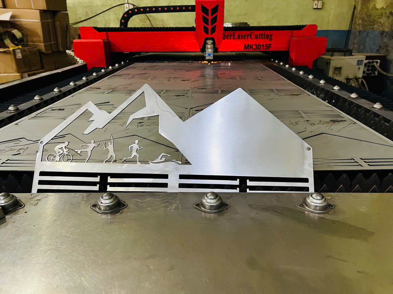 CUNG CẤP GIÁ TREO HUY CHƯƠNG THEO YÊU CẦU – GIẢI PHÁP TRƯNG BÀY CHUYÊN NGHIỆP