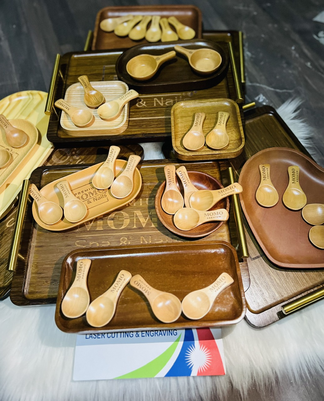 KHAY, MÂM, CHÉN,TO, MUỖNG DỤNG CỤ SPA THEO YÊU CẦU – TRỌN BỘ ĐỒ NGHỀ, SẴN SÀNG MỞ SPA CÙNG LASER NAM VIỆT!