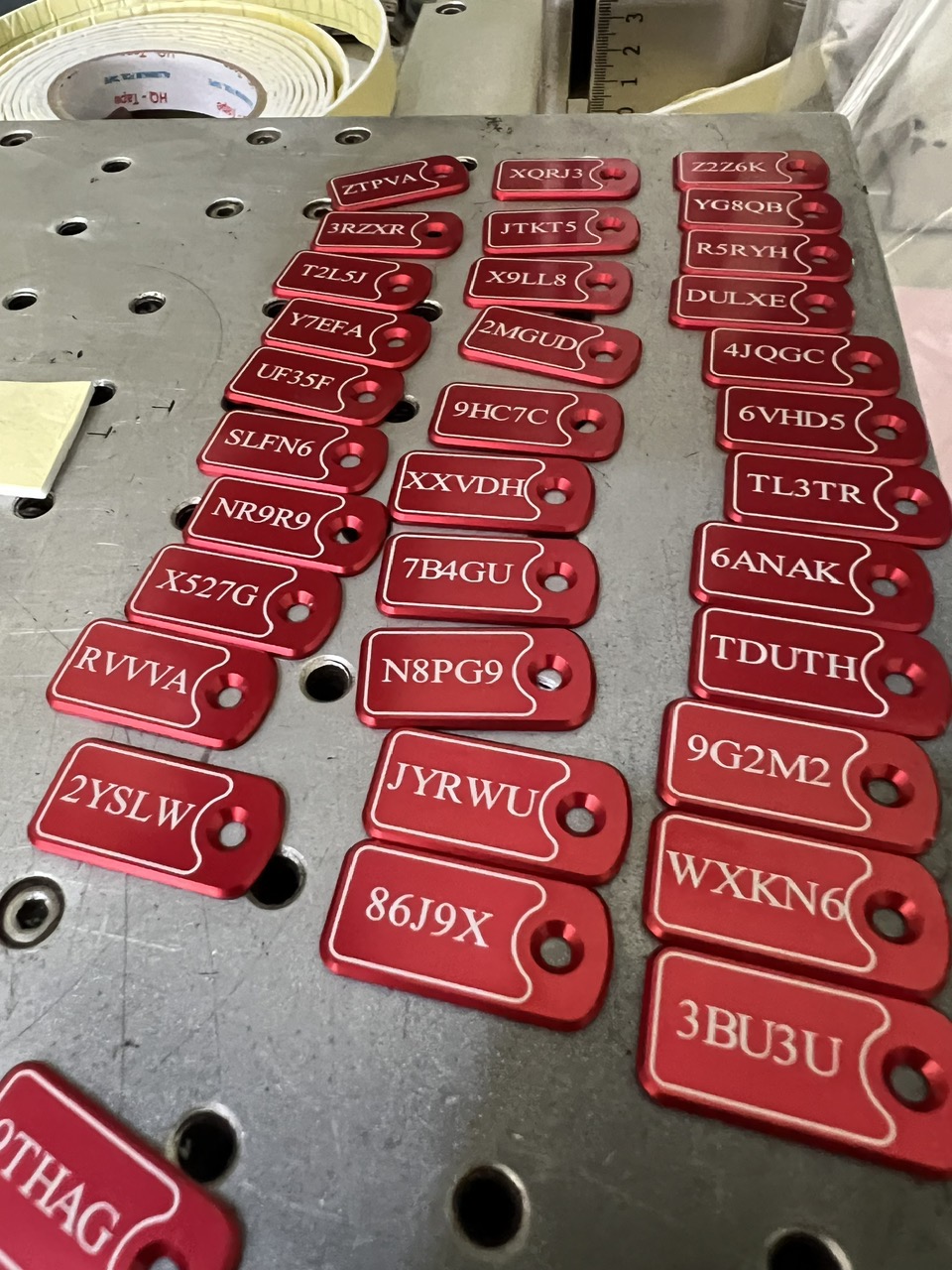 Dịch Vụ Khắc Laser Trên Kim Loại – Giải Pháp Khắc Chính Xác, Bền Đẹp, Chuyên Nghiệp